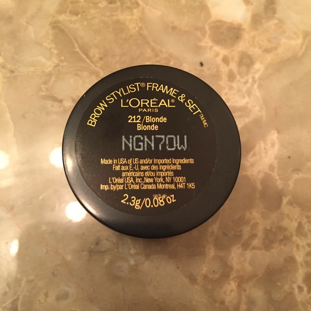 L’Oreal Brow Stylist